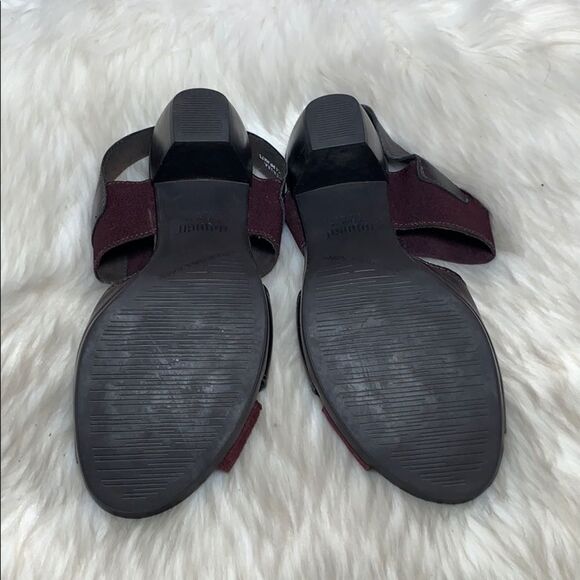 Munro Darling Wine Wide Width Heeled Sandals Sz 7W - Picture 7 of 7
